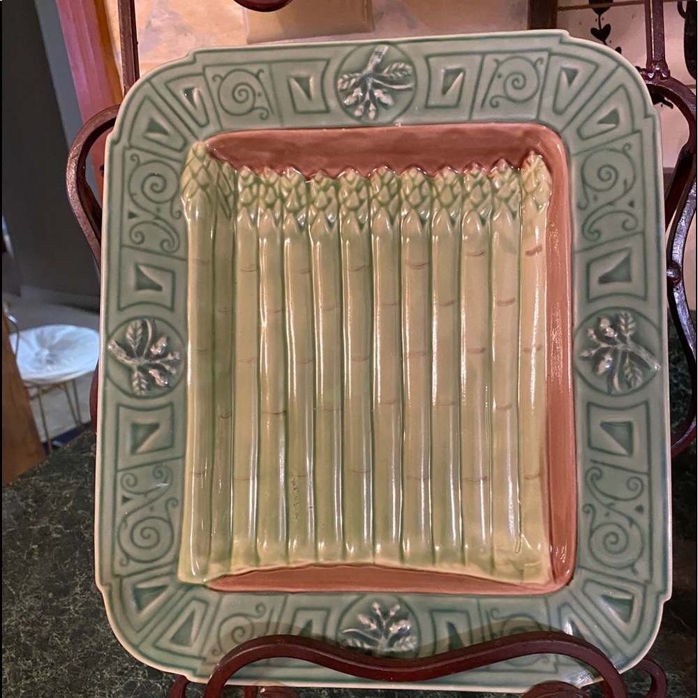 Serve ware